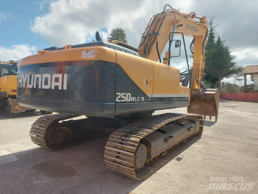 Hyundai R 250 -9 Pásové rýpadlá