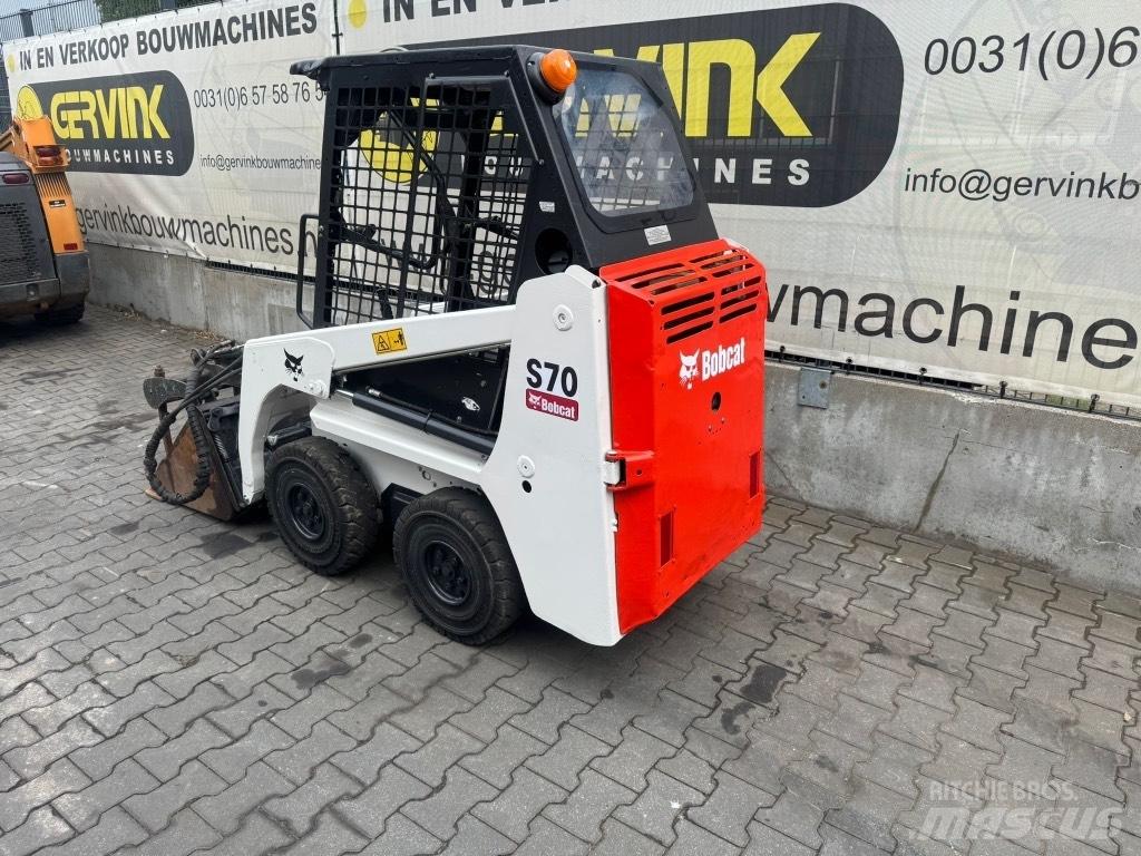 Bobcat S70 Šmykom riadené nakladače