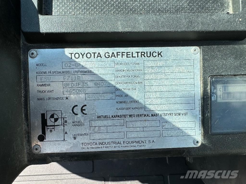 Toyota 02-8FDF30 Dieselové vozíky