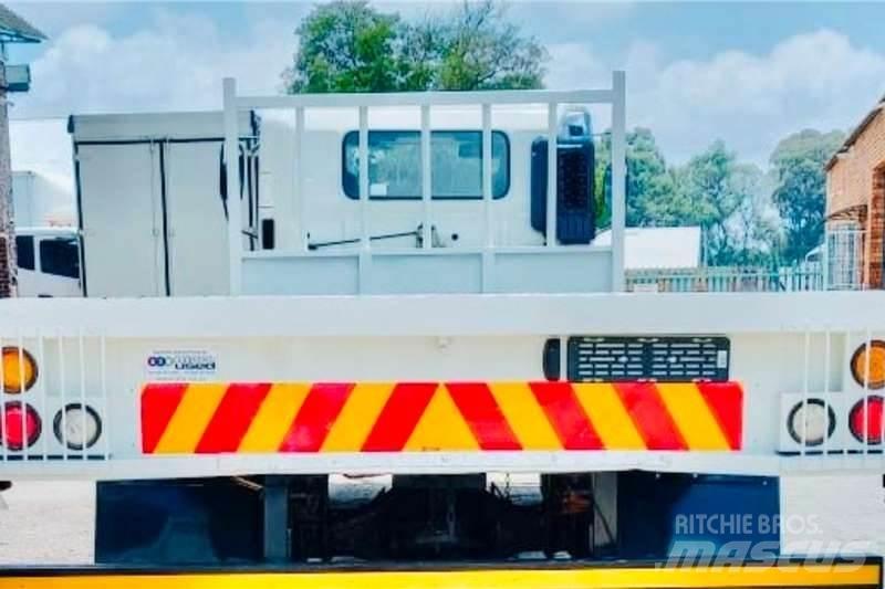 Hino 500 1322 4x4 Ďalšie nákladné vozidlá