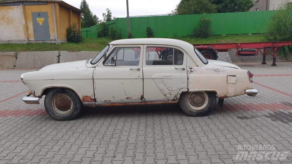  WOŁGA GAZ 21 Automobily