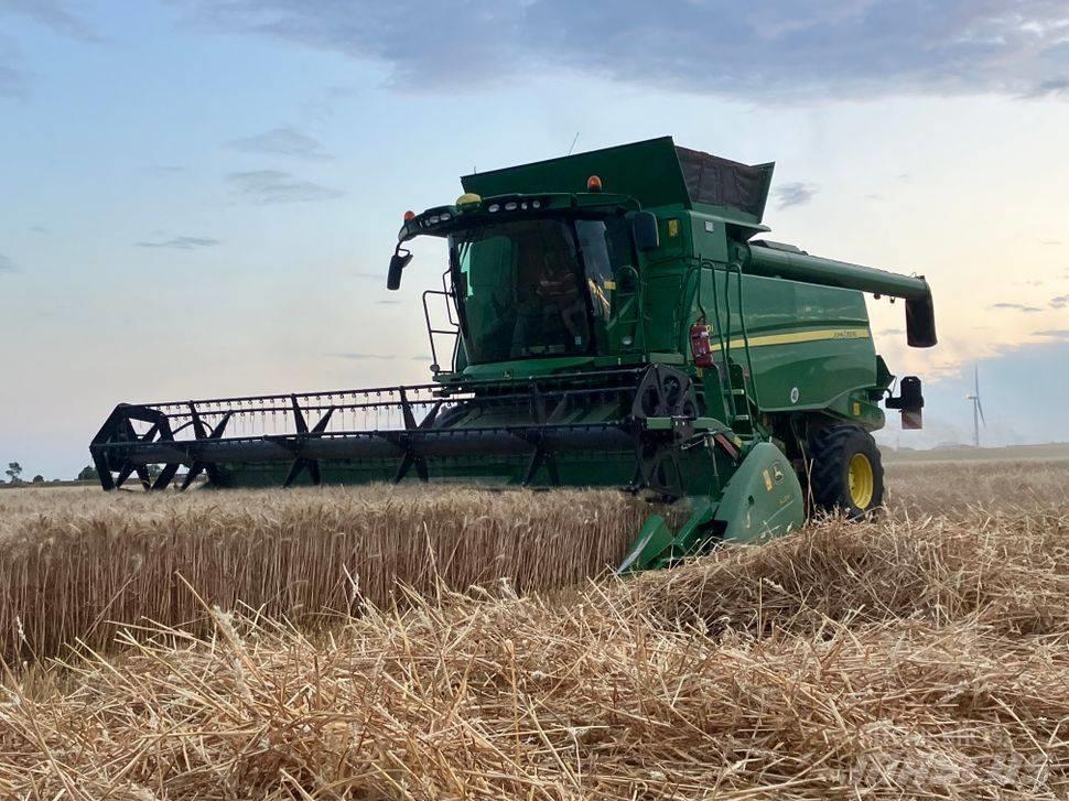 John Deere T 670 i Kombinované zberacie stroje