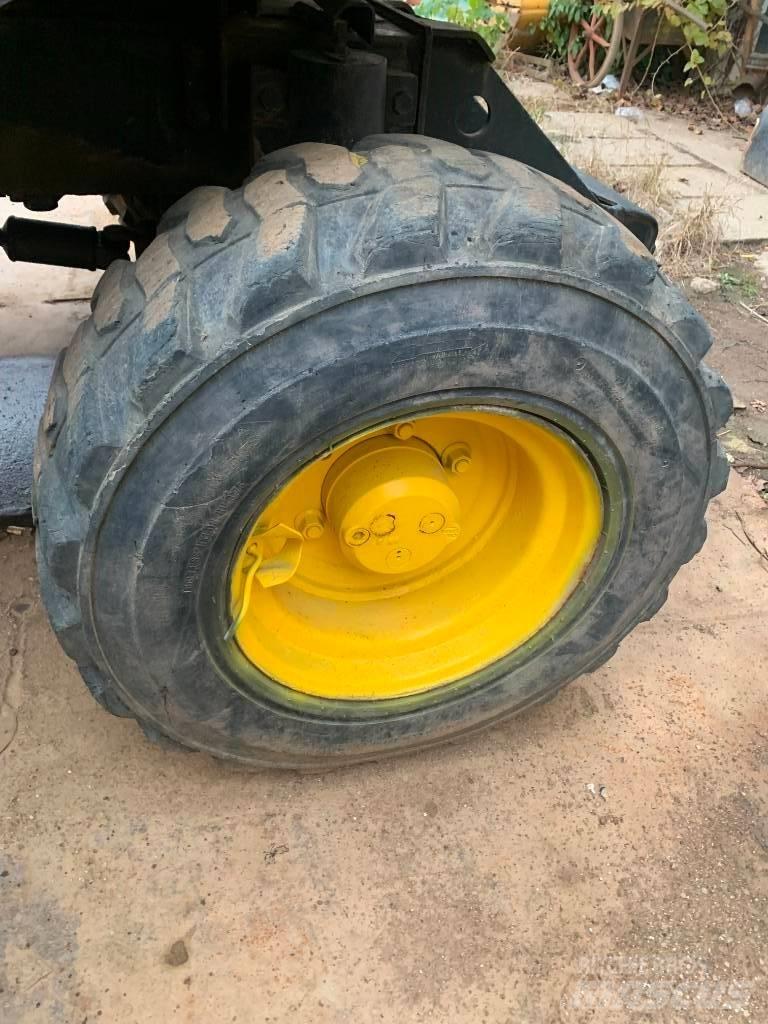 Hyundai Robex 60 W-7 Kolesové rýpadlá
