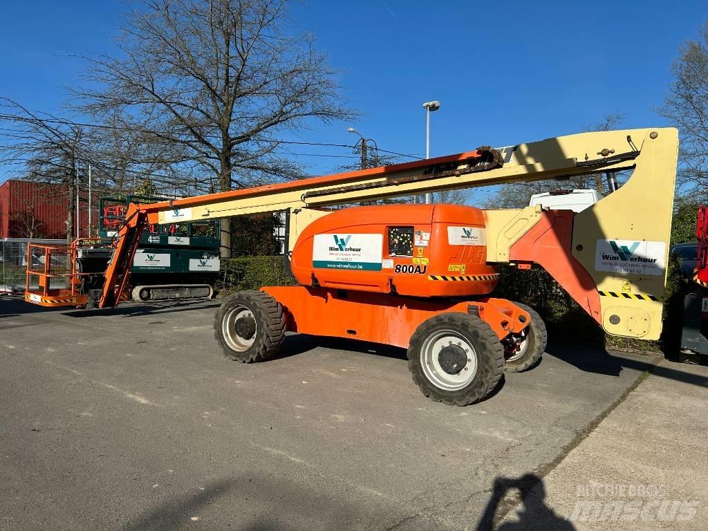 JLG 800 AJ Kĺbové plošiny