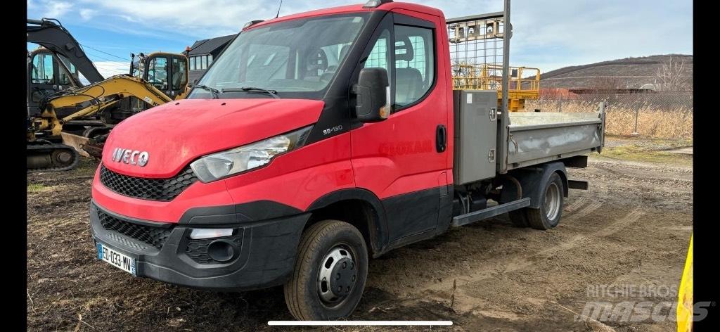 Iveco 35C 13 Nakladacia/sklápacia bočnica