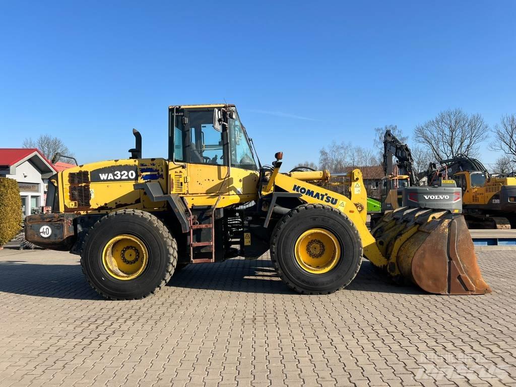 Komatsu WA 320-5 Kolesové nakladače