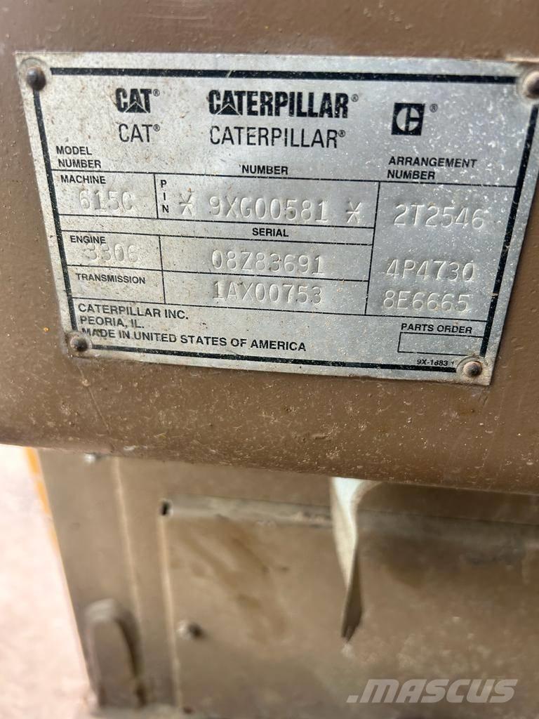 CAT 615 C II Skrejpre