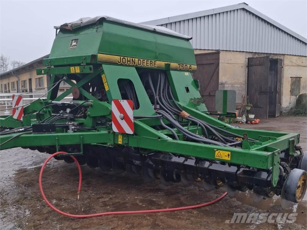 John Deere 750 A Ďalšie poľnohospodárske stroje