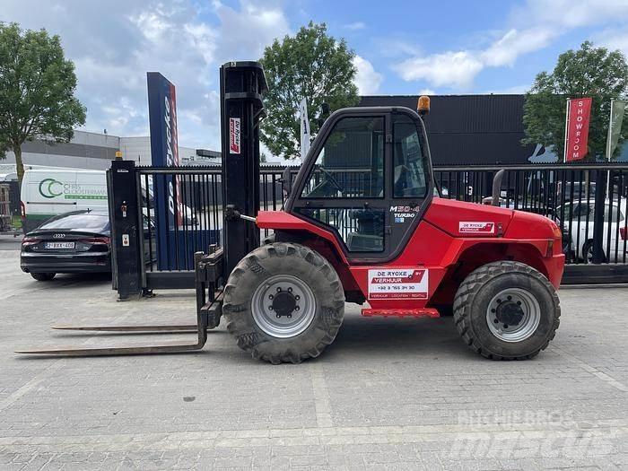 Manitou M50-4 Terénne vysokozdvižné vozíky