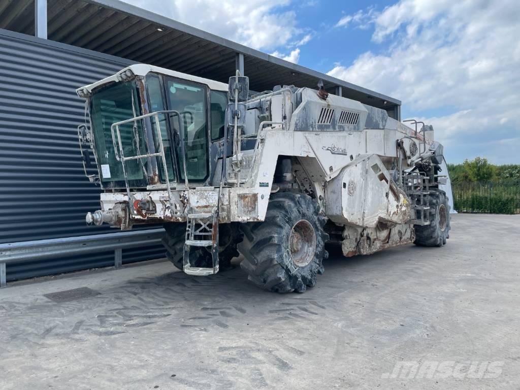 Wirtgen WR 240I Recyklovače asfaltu