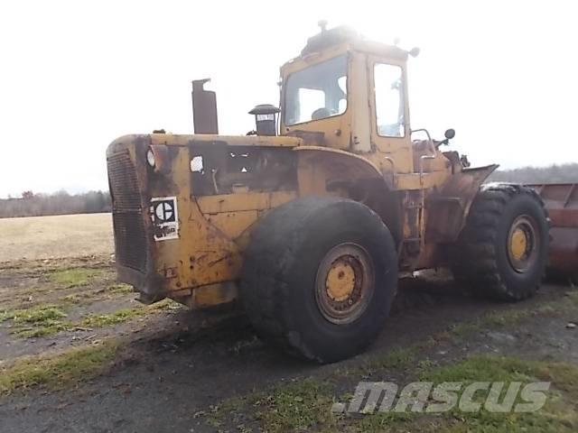 CAT 980B Kolesové nakladače