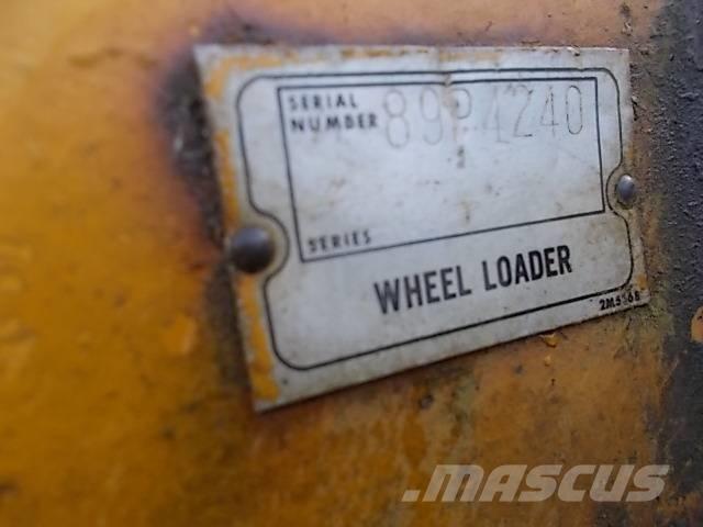 CAT 980B Kolesové nakladače