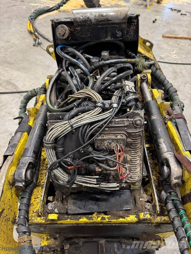 John Deere H415 Žatevné hlavy