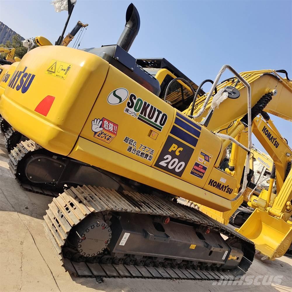Komatsu PC 200 Pásové rýpadlá