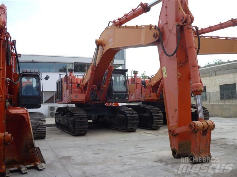Hitachi ZX 850 H Pásové rýpadlá