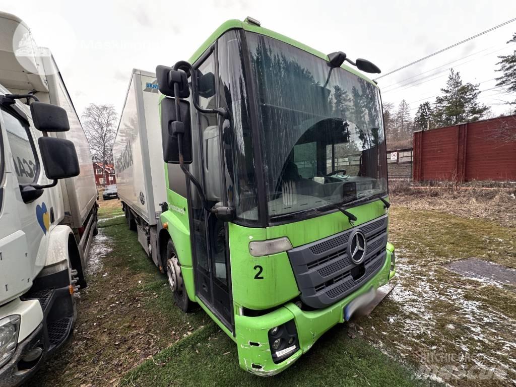Mercedes-Benz Econic Skriňová nadstavba
