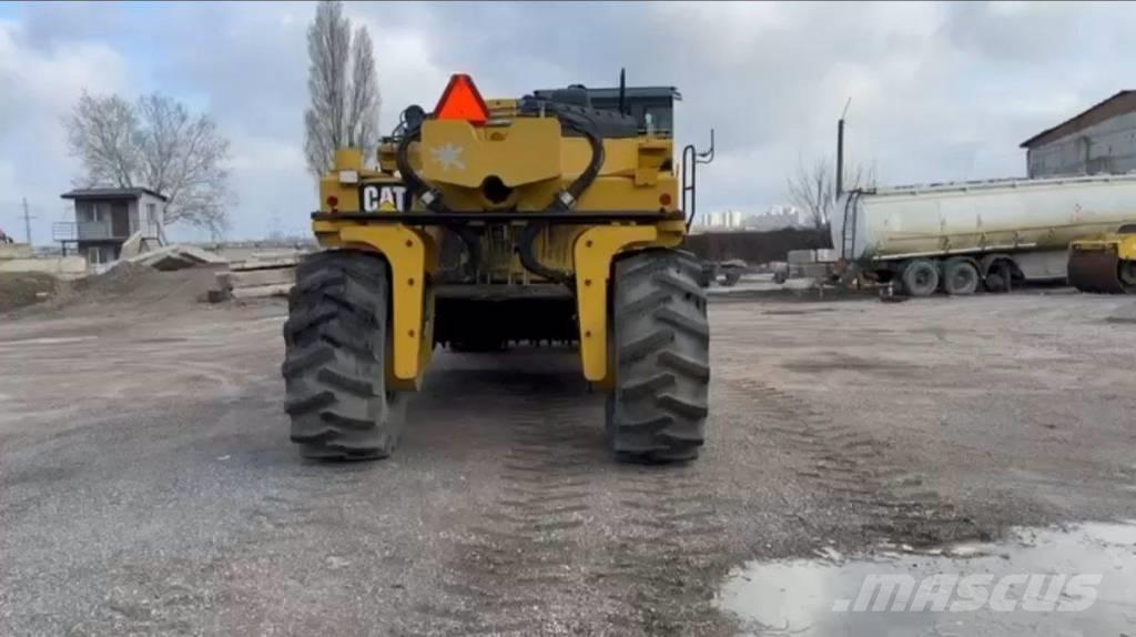 CAT RM 500 Recyklovače asfaltu