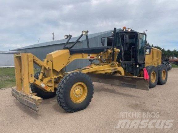 CAT 140 M 2 Grejdery