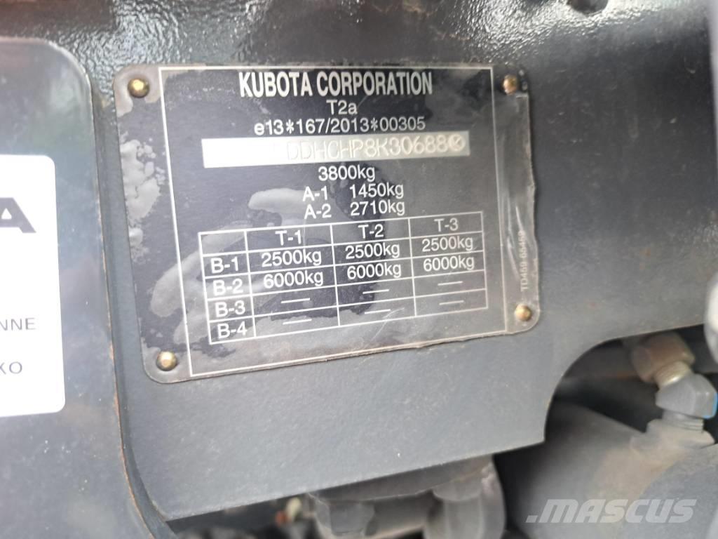Kubota L2-622 Kompaktné traktory