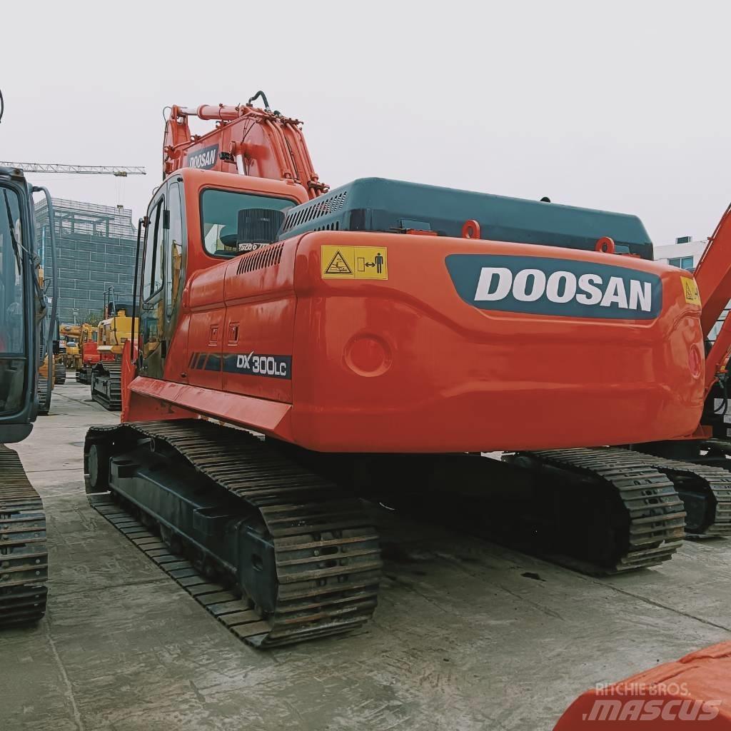 Doosan DX 300 LC Pásové rýpadlá