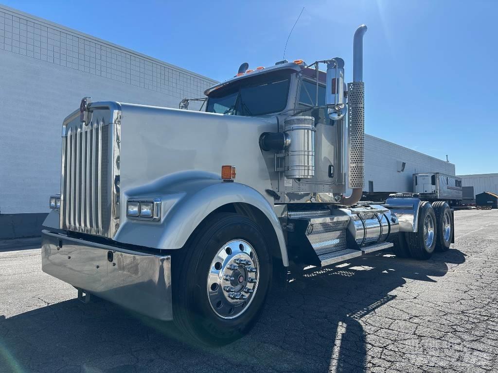Kenworth W 900 L Ťahače