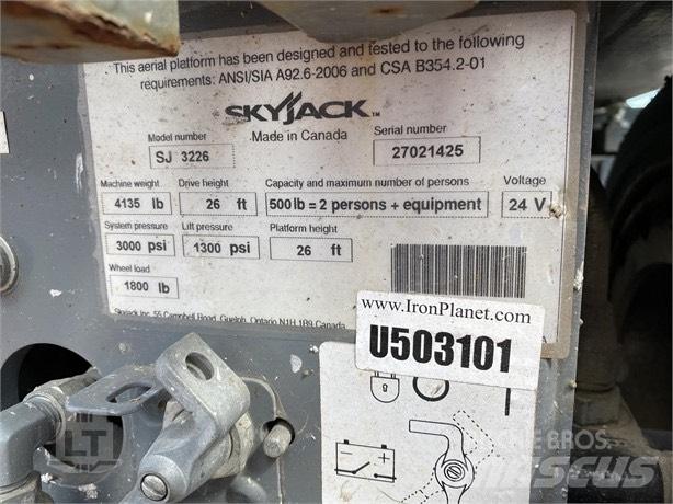 SkyJack SJ III 3226 Nožnicové zdvíhacie plošiny