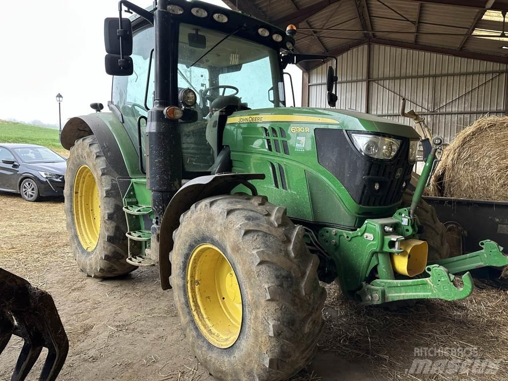 John Deere 6130R Traktory