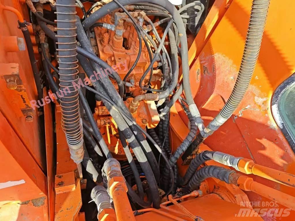 Doosan DH 150 W-7 Kolesové rýpadlá