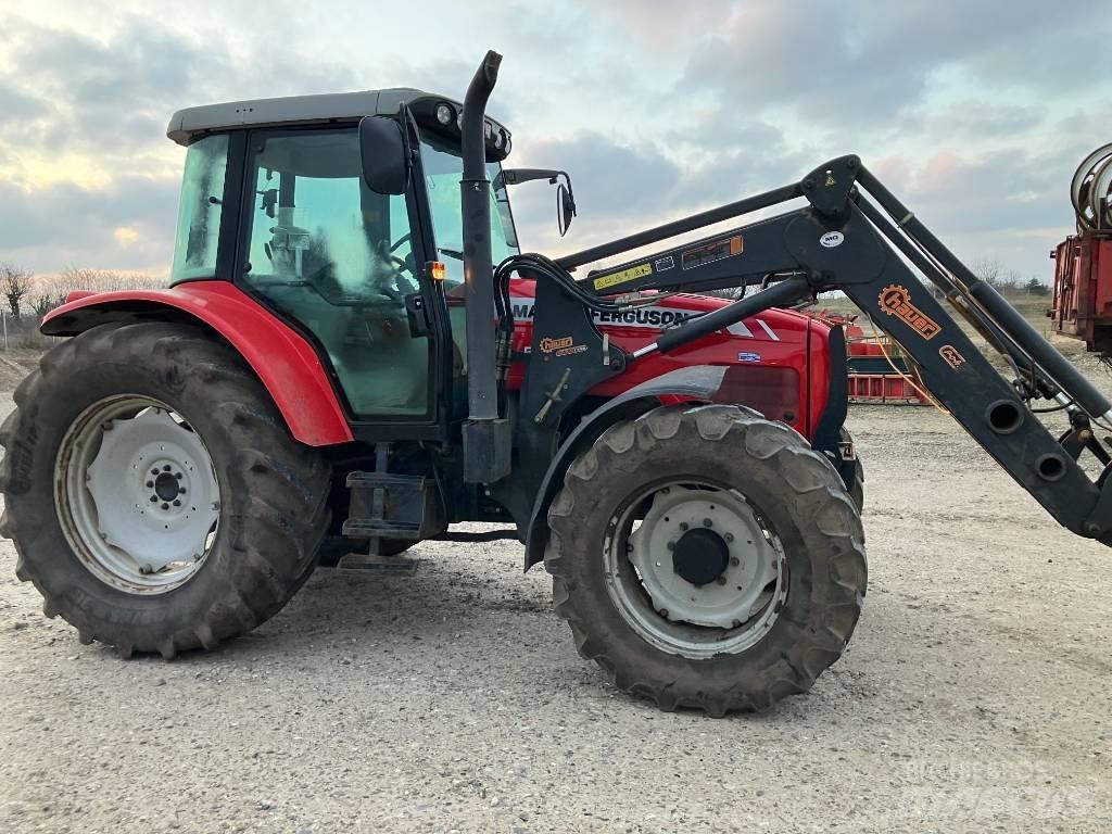 Massey Ferguson 5465 Traktory