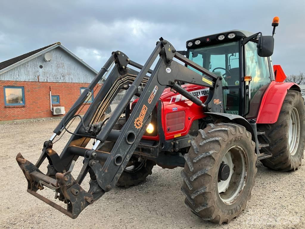 Massey Ferguson 5465 Traktory