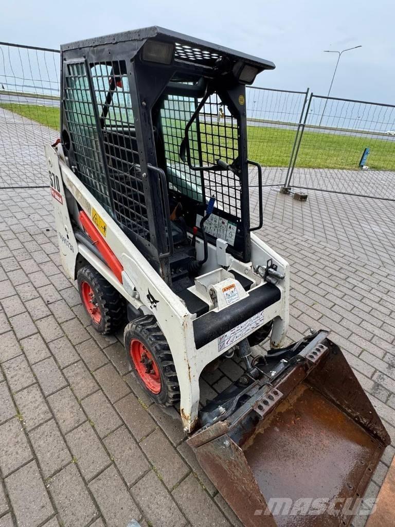 Bobcat S 70 Šmykom riadené nakladače