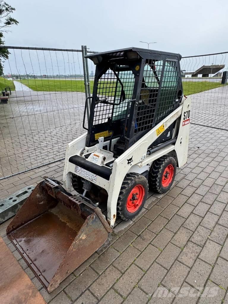 Bobcat S 70 Šmykom riadené nakladače