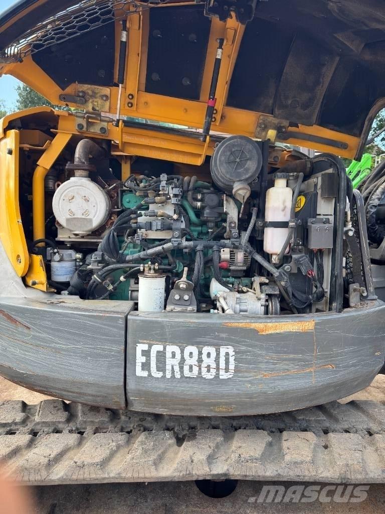 Volvo ECR 88 D Midi rýpadlá 7 t - 12 t