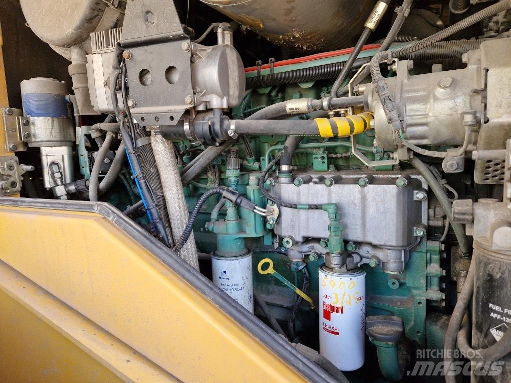 Volvo L 120 F Kolesové nakladače