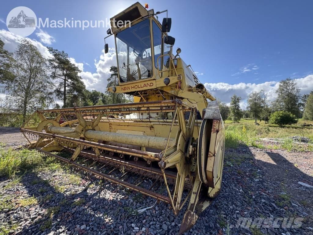 New Holland 1530 Kombinované zberacie stroje