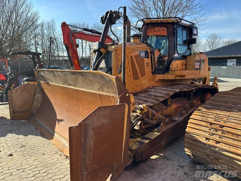 CAT D 7 E LGP Pásové dozéry