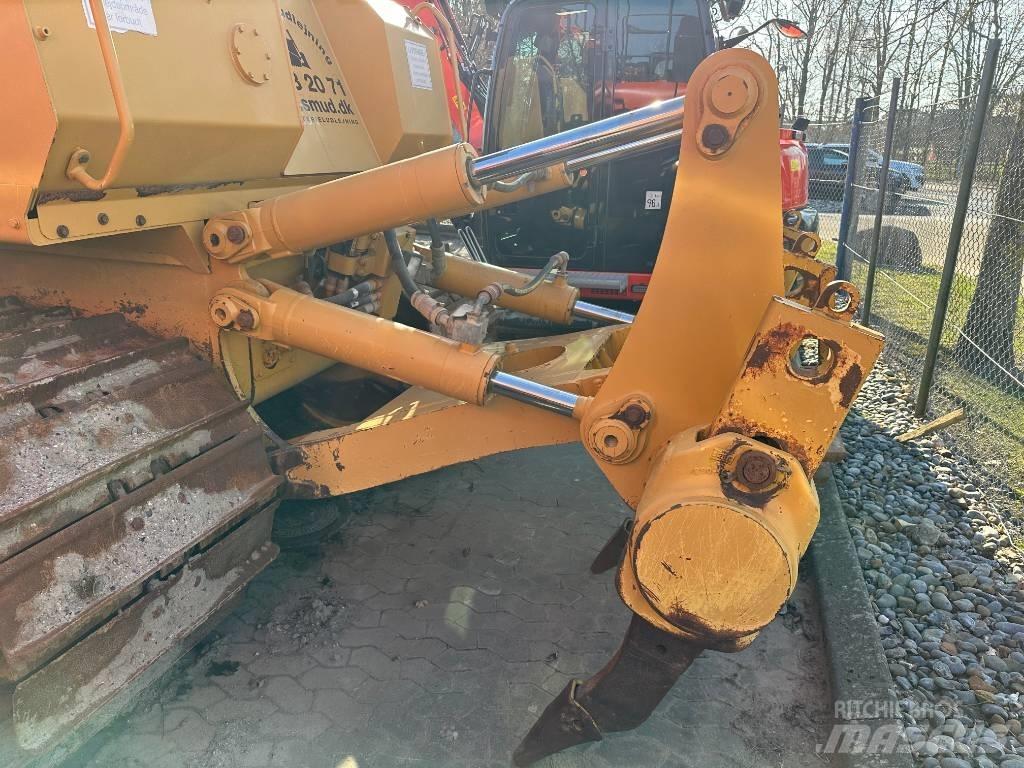 CAT D 7 E LGP Pásové dozéry