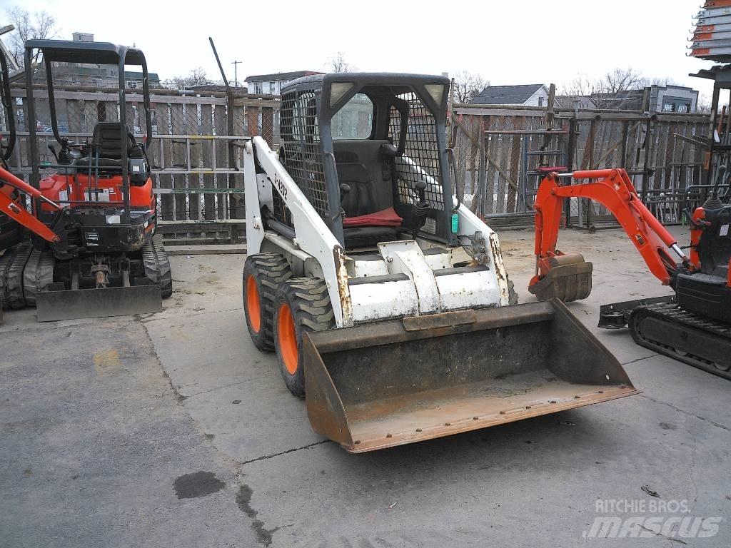Bobcat S 130 Šmykom riadené nakladače