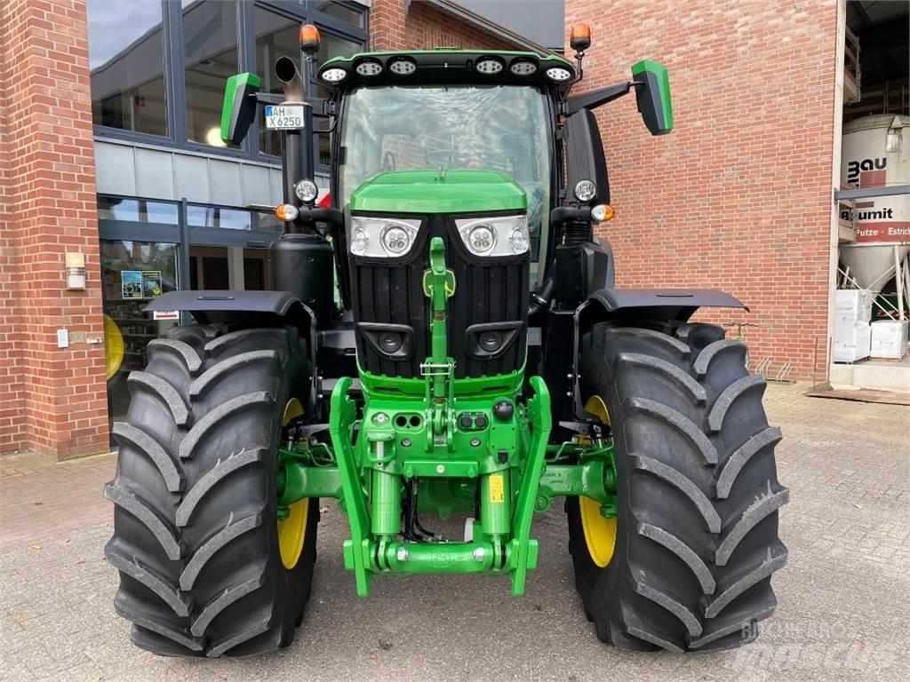 John Deere 6R250 Traktory