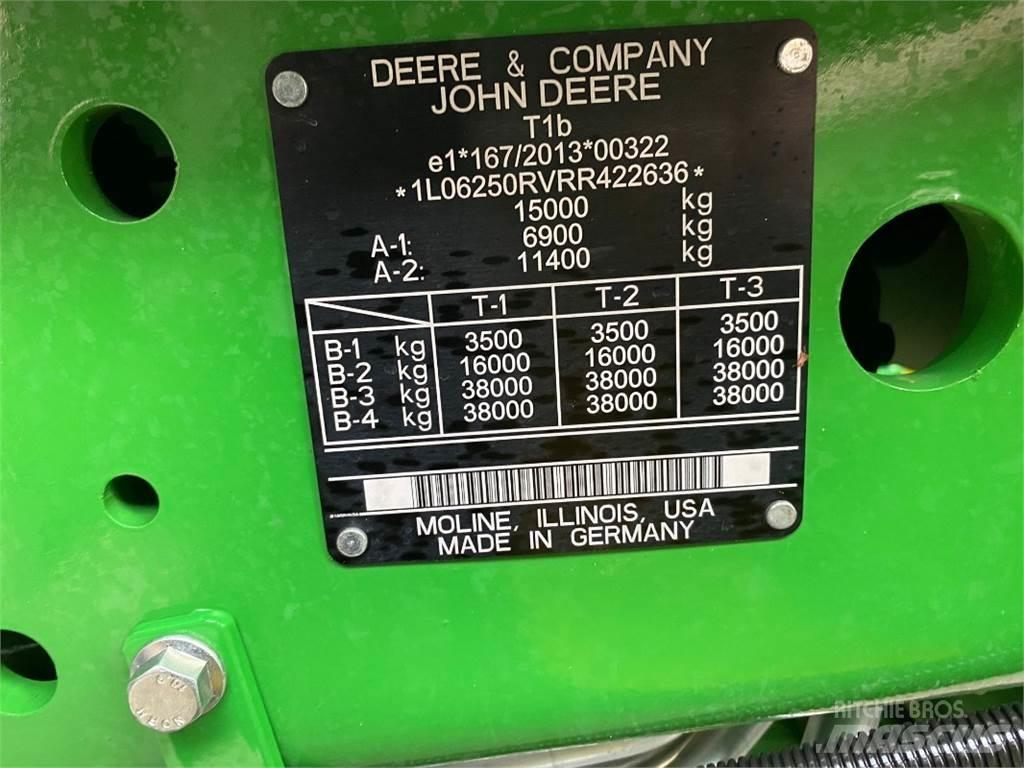 John Deere 6R250 Traktory