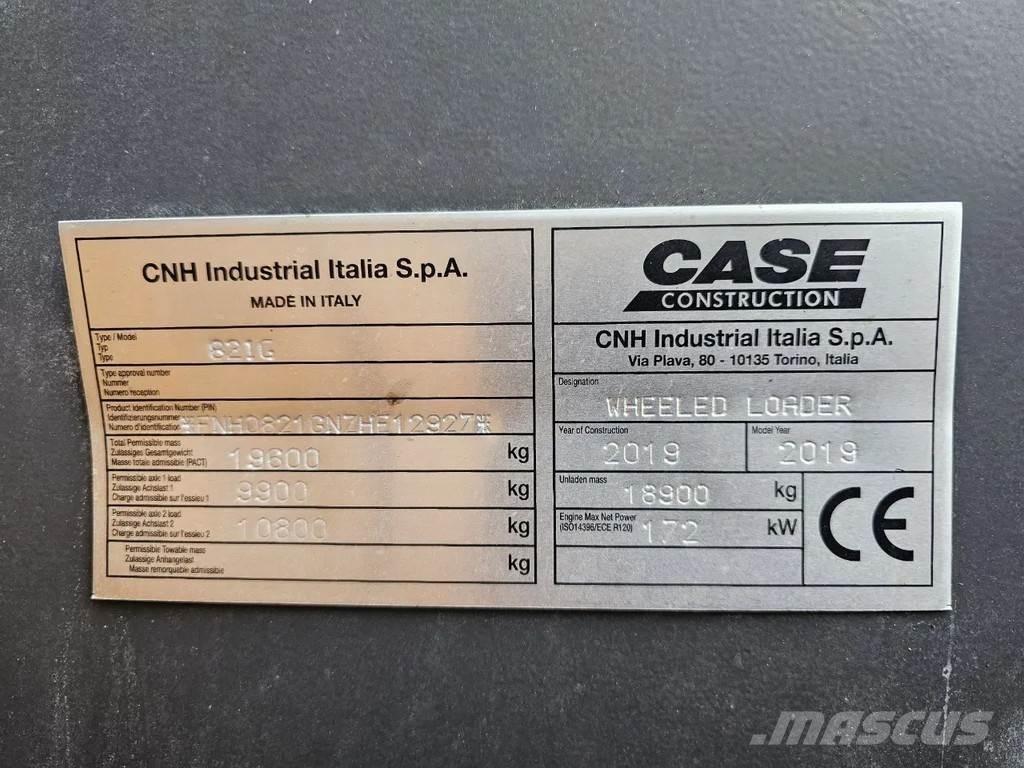 CASE 821G Kolesové nakladače
