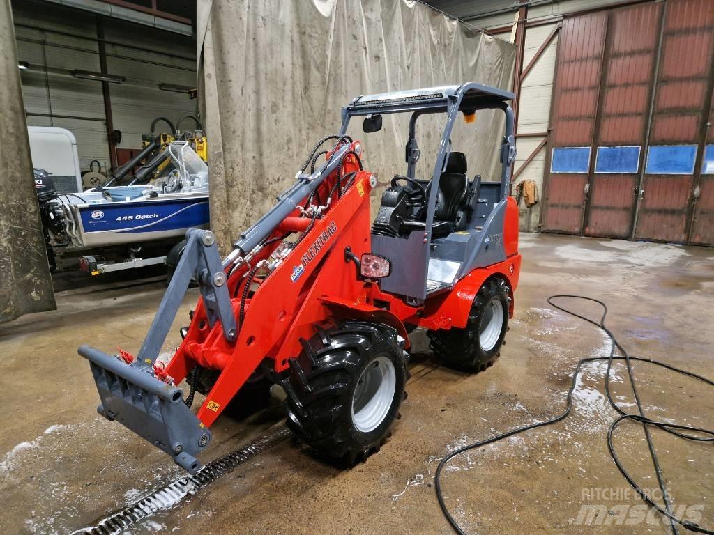 Flexitrac 1226 Viacúčelové nakladače