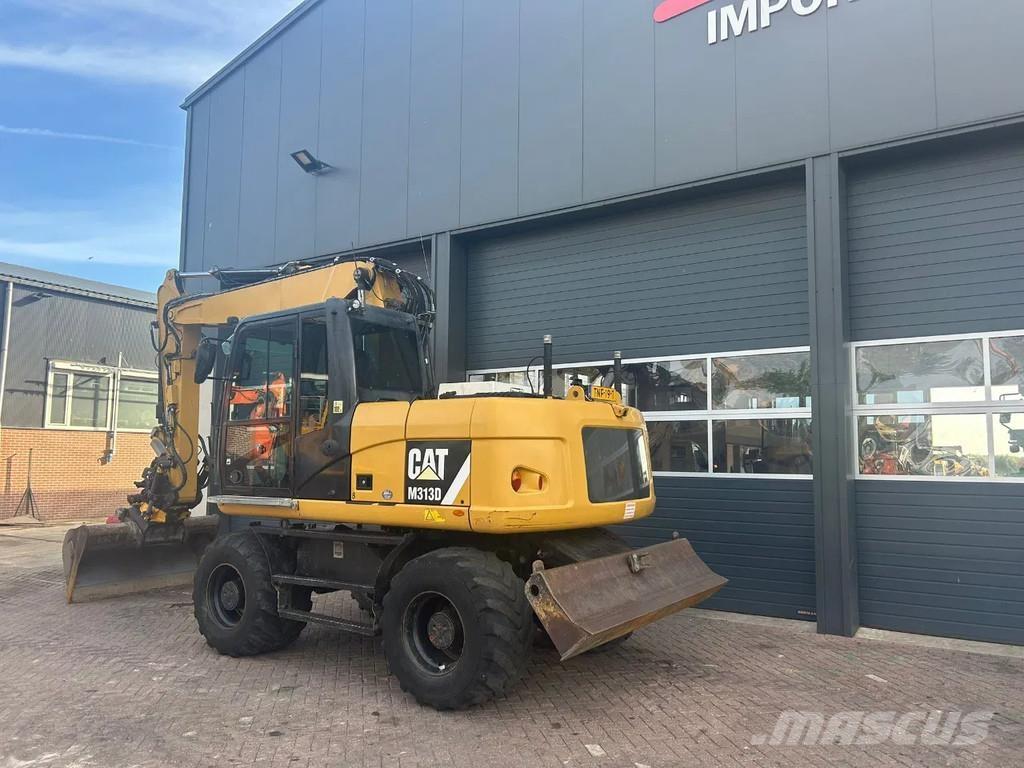 CAT M313D Kolesové rýpadlá