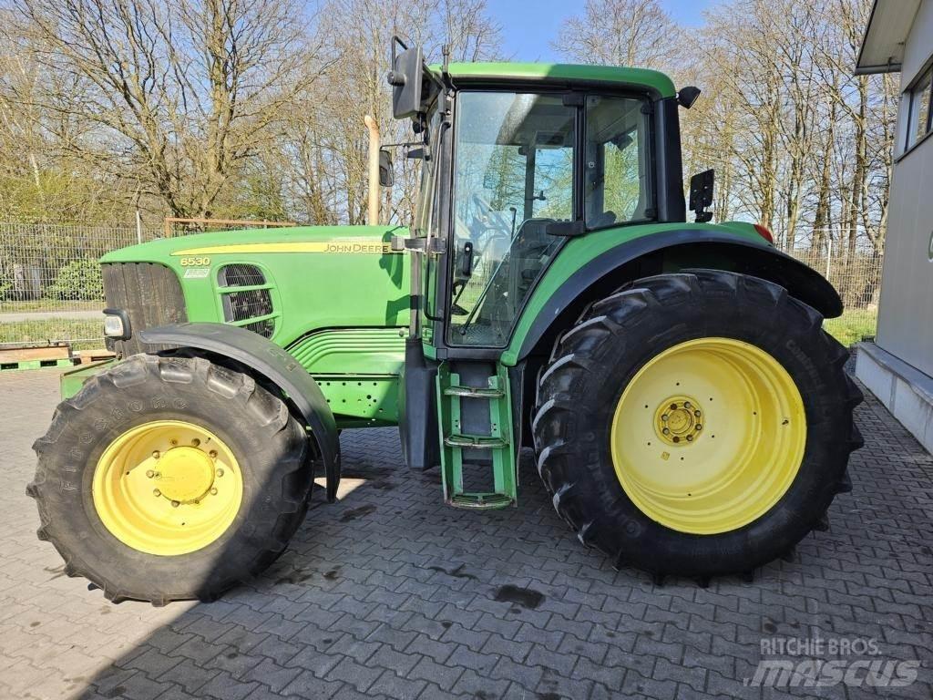 John Deere 6530 Traktory