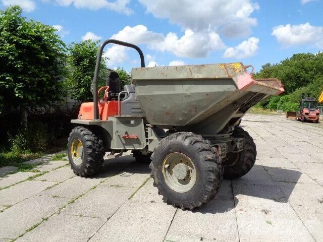 Ausa D600 Stavebné sklápače