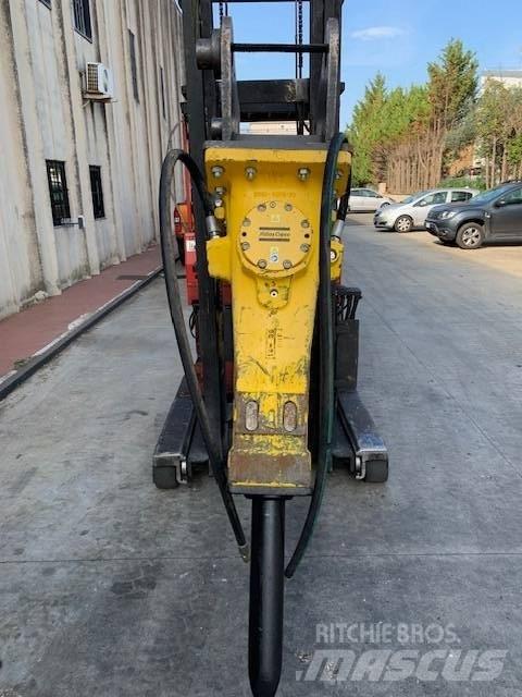 Atlas Copco SB 702 Búracie kladivá / Zbíjačky