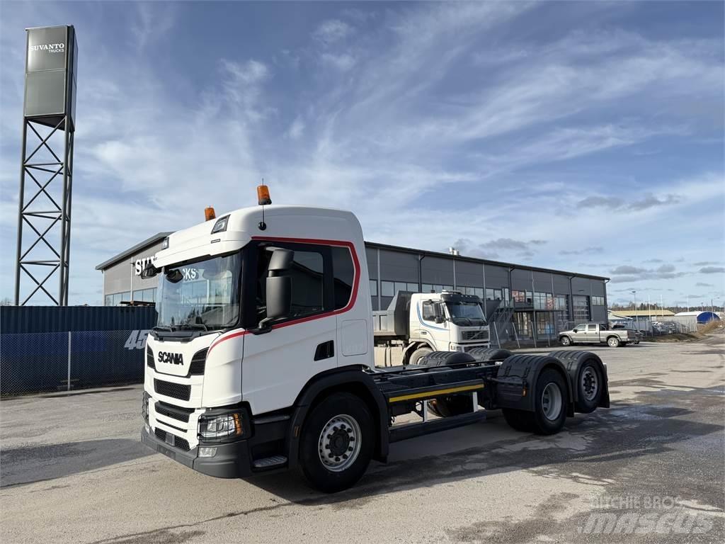 Scania P 360 6X2 Nákladné vozidlá bez nadstavby