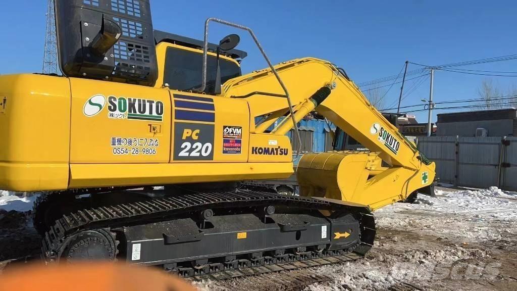 Komatsu PC 220-8 Pásové rýpadlá