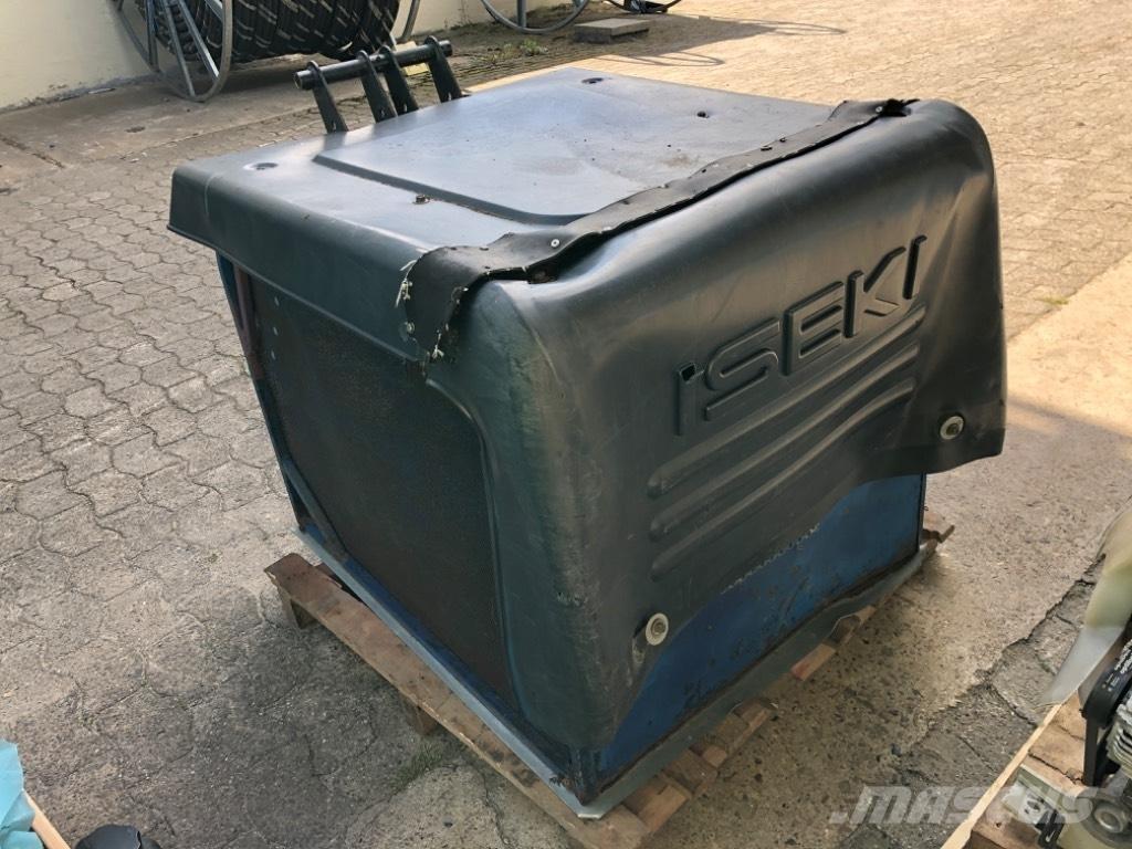 Iseki SXG Samochodné kosačky