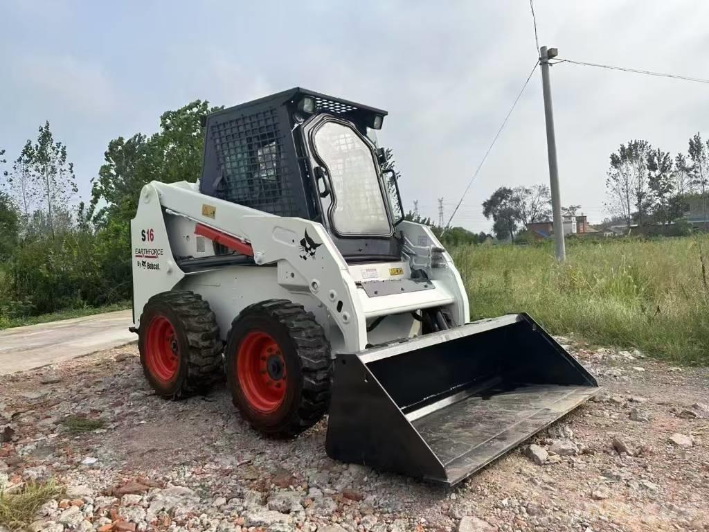 Bobcat S 16 Šmykom riadené nakladače